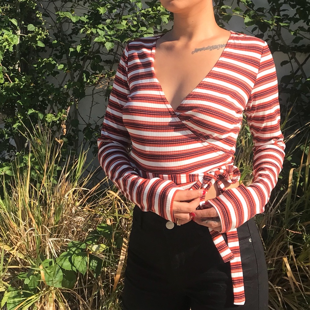 Stripped Wrap Top - Picture 2 of 7